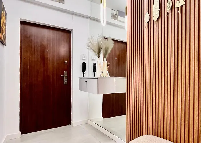 Апартаменти Nomad Instastudio Near Old Town Бухарест